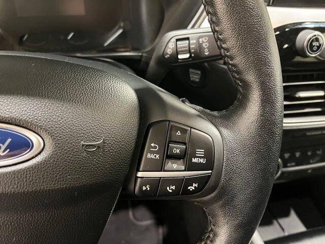 
 2020 Ford Escape SEL full									