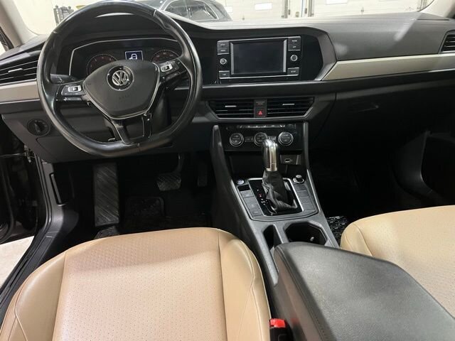 
 2019 Volkswagen Jetta 1.4T SE full									