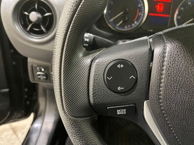 
 2017 Toyota Corolla L full									