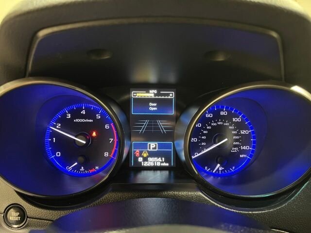 
 2016 Subaru Legacy 2.5i Premium full									