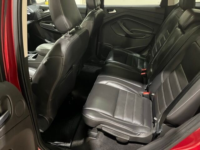 
 2018 Ford Escape Titanium full									