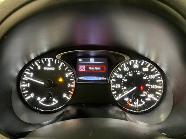 
 2016 Nissan Altima 2.5 SV full									