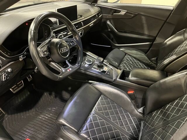 
 2018 Audi S4 3.0T Prestige quattro full									