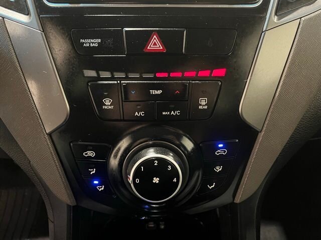 
 2017 Hyundai SANTA FE Sport 2.4 Base full									