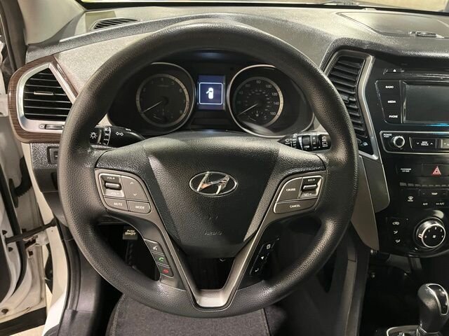 
 2017 Hyundai SANTA FE Sport 2.4 Base full									