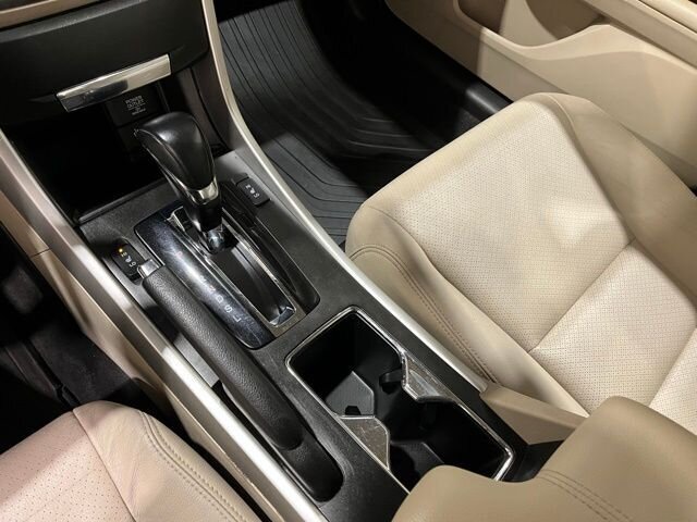 
 2015 Honda Accord EX-L full									