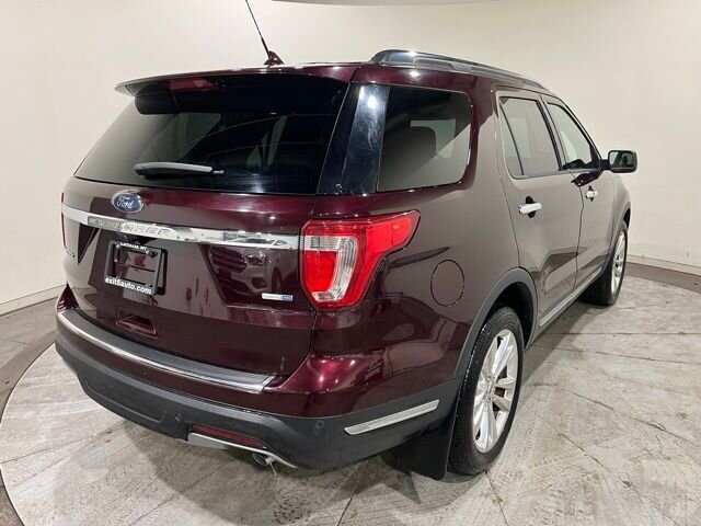 
 2019 Ford Explorer Limited full									
