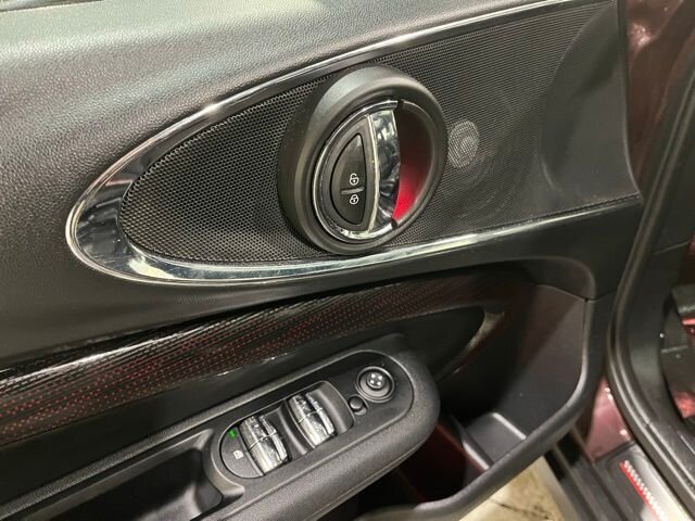 
 2016 MINI Clubman Clubman full									