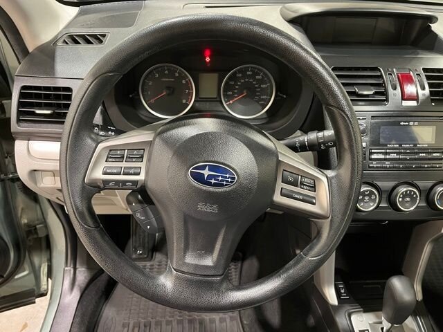 
 2015 Subaru Forester 2.5i Premium full									