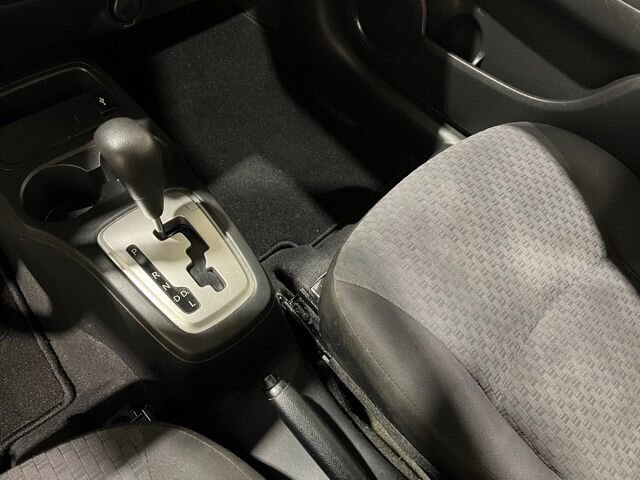 
 2018 Mitsubishi Mirage ES full									