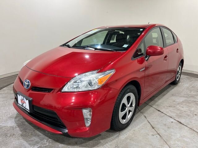 
 2014 Toyota Prius Two full									