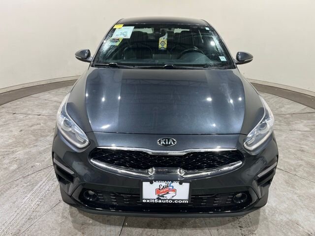 
 2019 Kia Forte EX w/ Apple Car Play full									