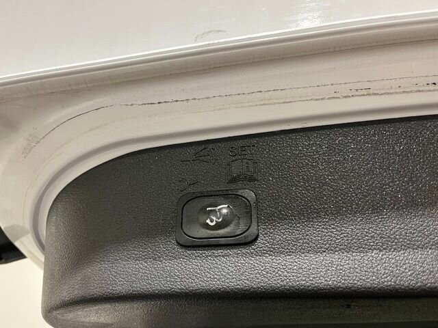 
 2017 Ford Escape SE full									