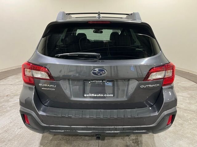
 2018 Subaru Outback 2.5i Premium full									