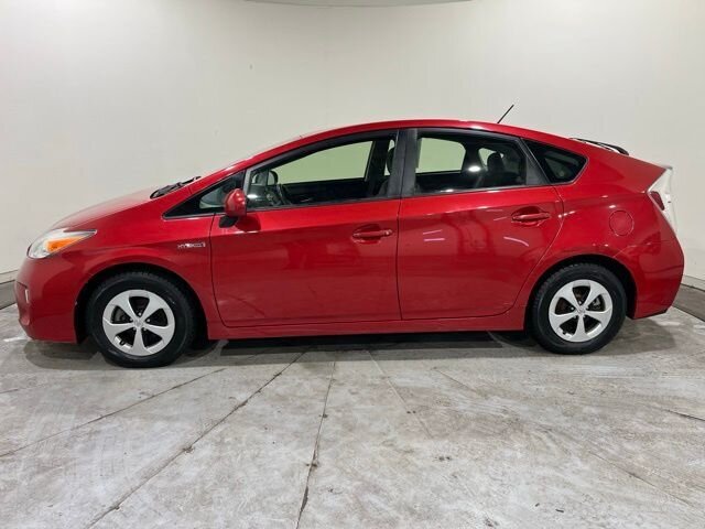 
 2014 Toyota Prius Two full									