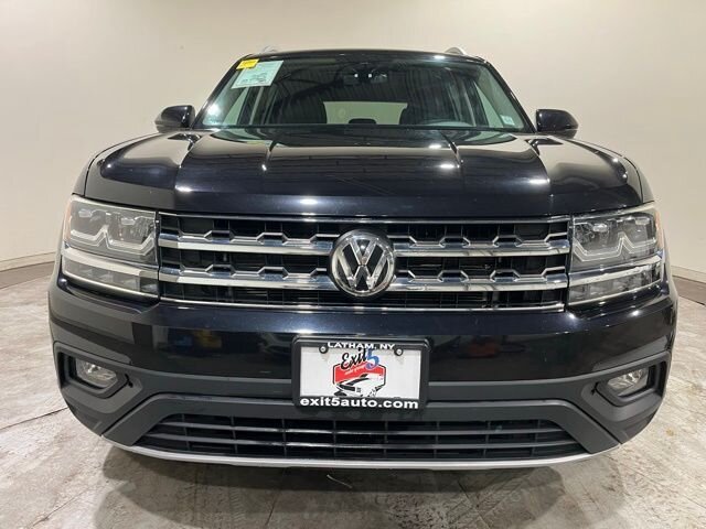 
 2019 Volkswagen Atlas 3.6L V6 SE w/ Apple Car Play full									