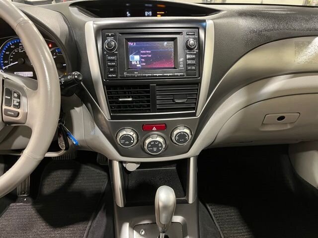 
 2013 Subaru Forester 2.5X Limited full									