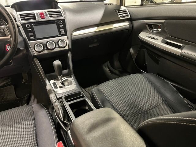 
 2015 Subaru XV Crosstrek 2.0i Premium full									