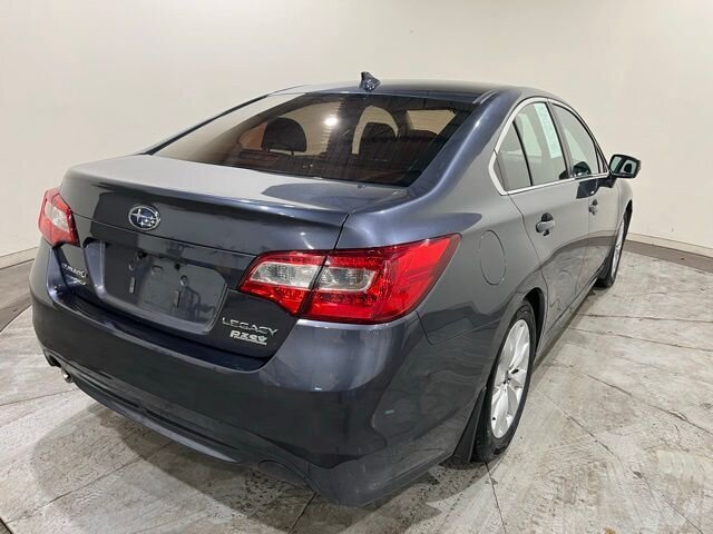 
 2016 Subaru Legacy 2.5i Premium full									