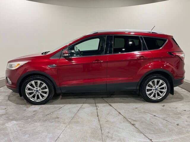 
 2018 Ford Escape Titanium full									