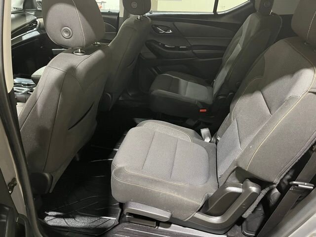 
 2018 Chevrolet Traverse LT Cloth w/1LT full									