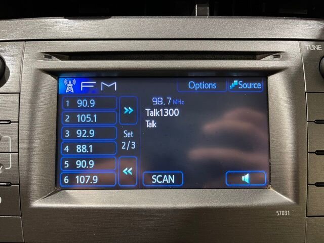 
 2014 Toyota Prius Two full									