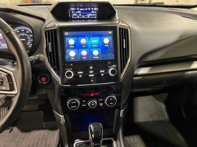 
 2020 Subaru Forester Limited full									