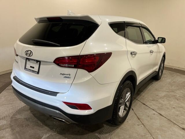 
 2017 Hyundai SANTA FE Sport 2.4 Base full									