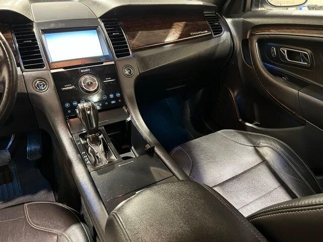 
 2015 Ford Taurus Limited full									