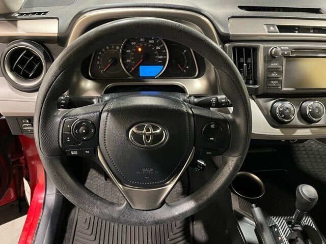
 2013 Toyota RAV4 LE full									