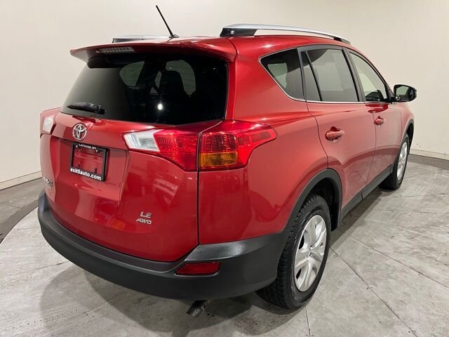 
 2013 Toyota RAV4 LE full									