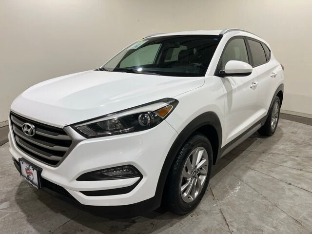 
 2018 Hyundai TUCSON SEL w/ Apple Car Play full									