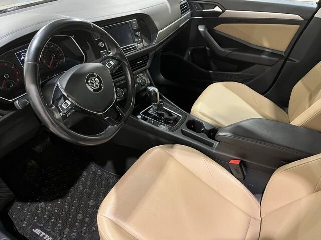 
 2019 Volkswagen Jetta 1.4T SE full									