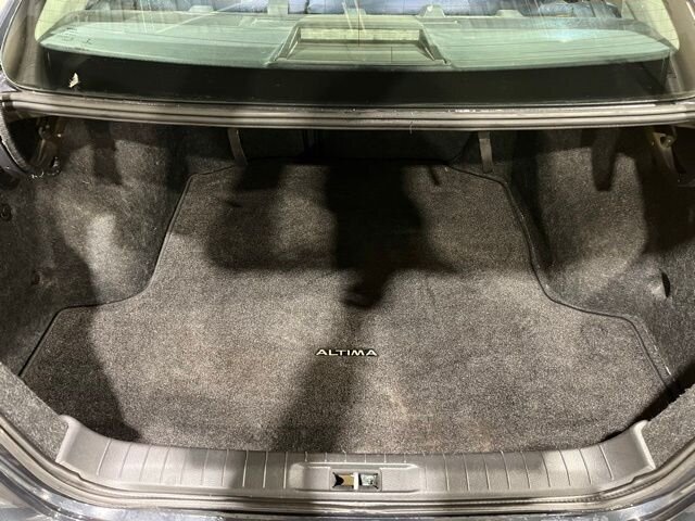 
 2016 Nissan Altima 2.5 SV full									