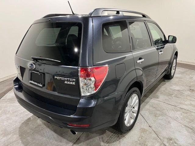 
 2013 Subaru Forester 2.5X Limited full									