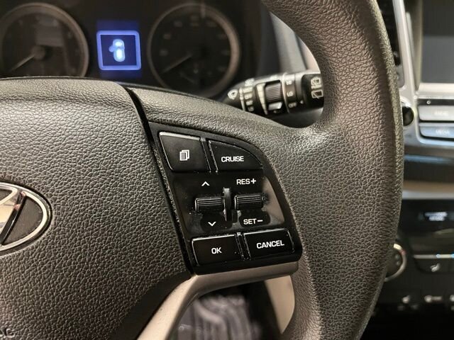 
 2018 Hyundai TUCSON SEL w/ Apple Car Play full									