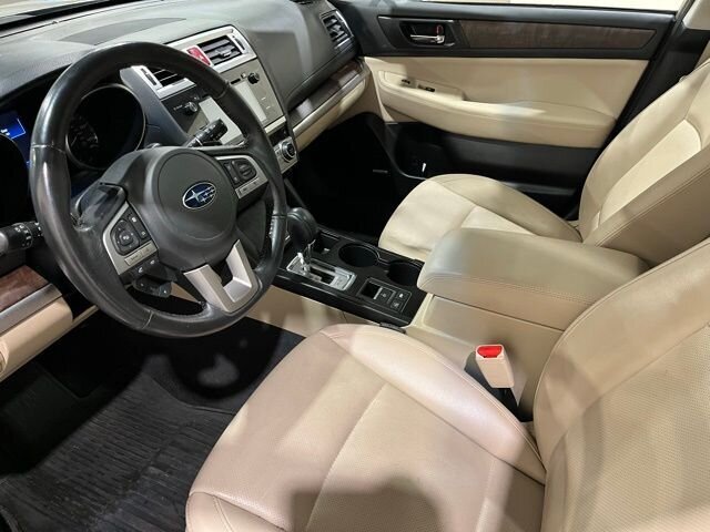 
 2017 Subaru Outback 2.5i Limited full									