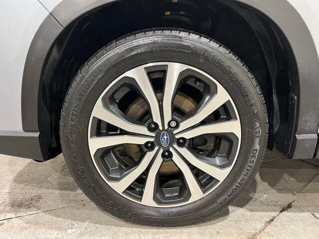 
 2020 Subaru Forester Limited full									