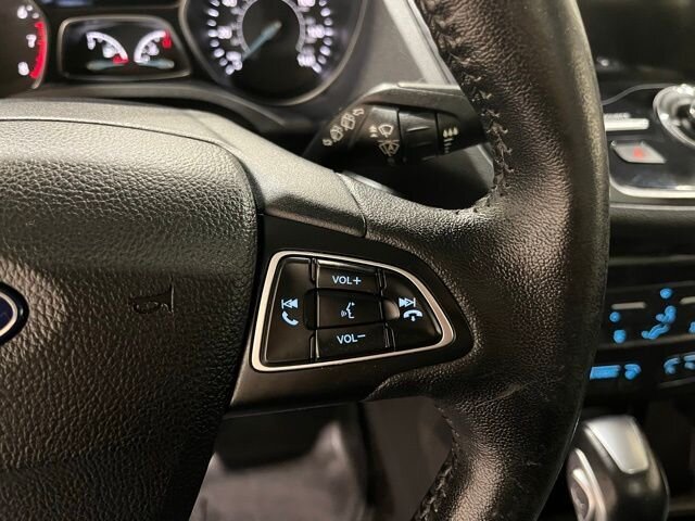 
 2018 Ford Escape Titanium full									