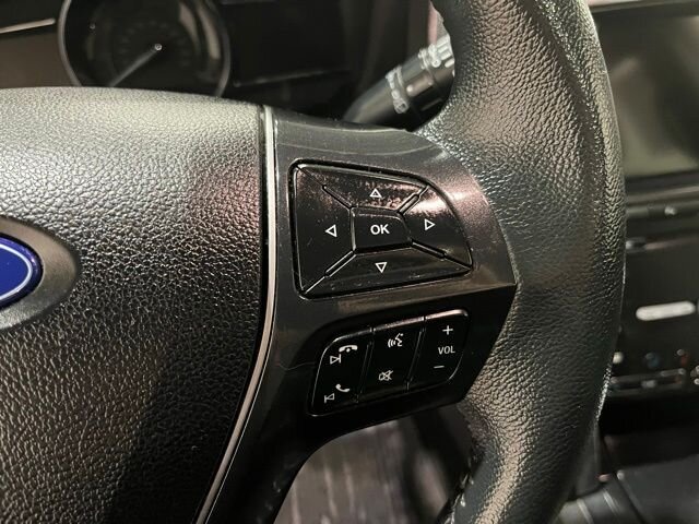 
 2019 Ford Explorer Limited full									