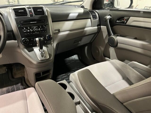 
 2011 Honda CR-V SE full									