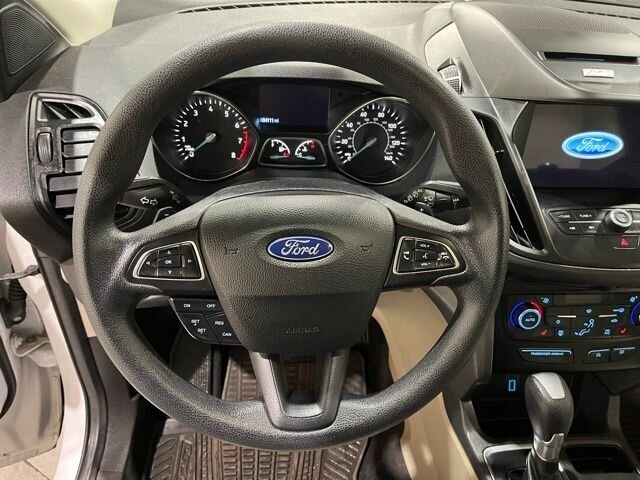 
 2017 Ford Escape SE full									
