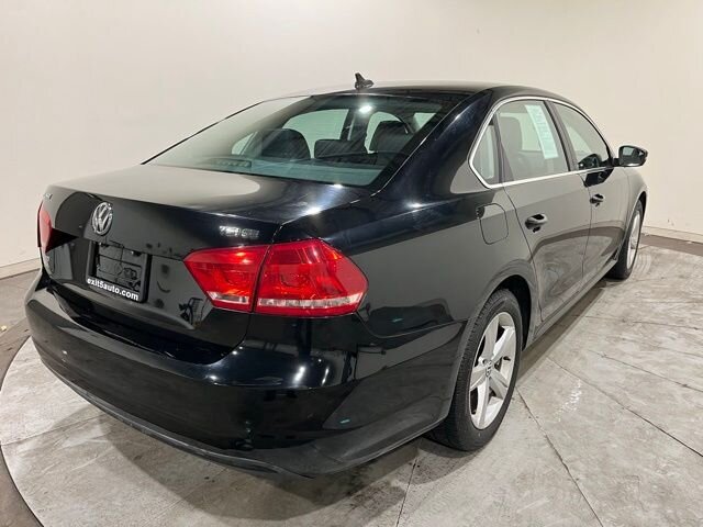 
 2014 Volkswagen Passat 1.8T SE full									