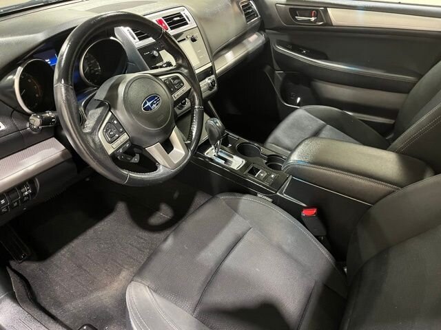 
 2016 Subaru Legacy 2.5i Premium full									