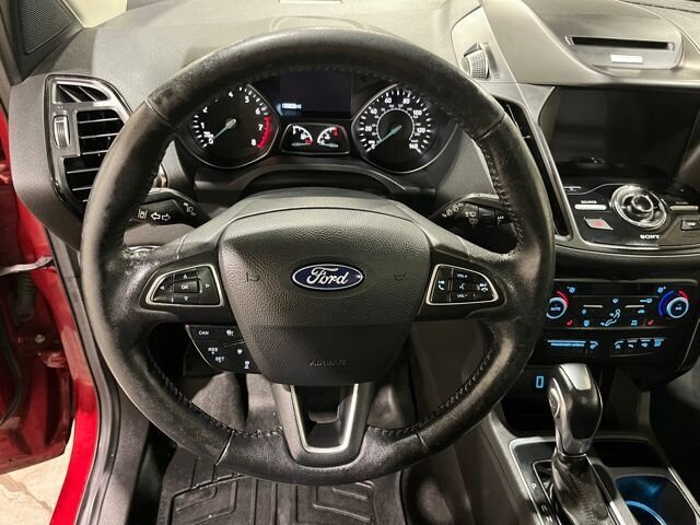 
 2018 Ford Escape Titanium full									