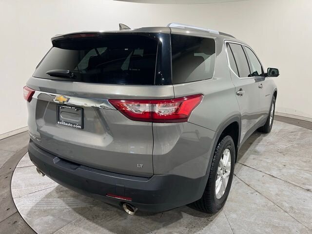 
 2018 Chevrolet Traverse LT Cloth w/1LT full									