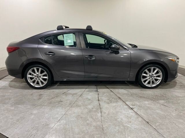 
 2017 Mazda Mazda3 Touring full									