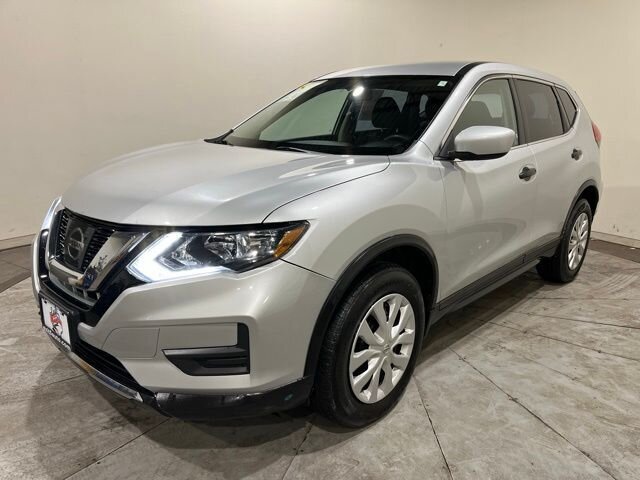 
 2017 Nissan Rogue S full									