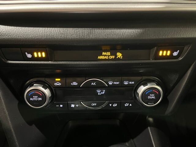 
 2017 Mazda Mazda3 Touring full									