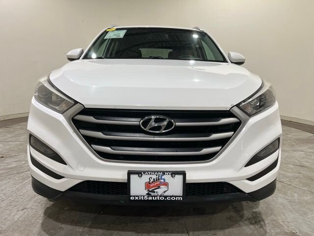 
 2018 Hyundai TUCSON SEL w/ Apple Car Play full									